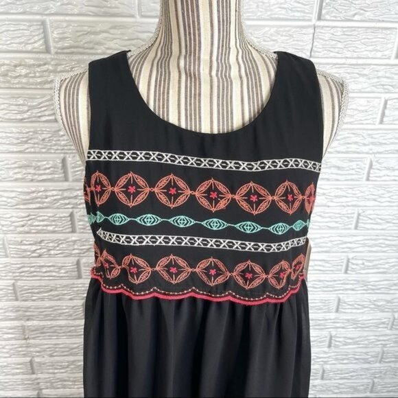 Love Reign Boho Multicolored Embroidered Dress Size Small - Picture 2 of 6